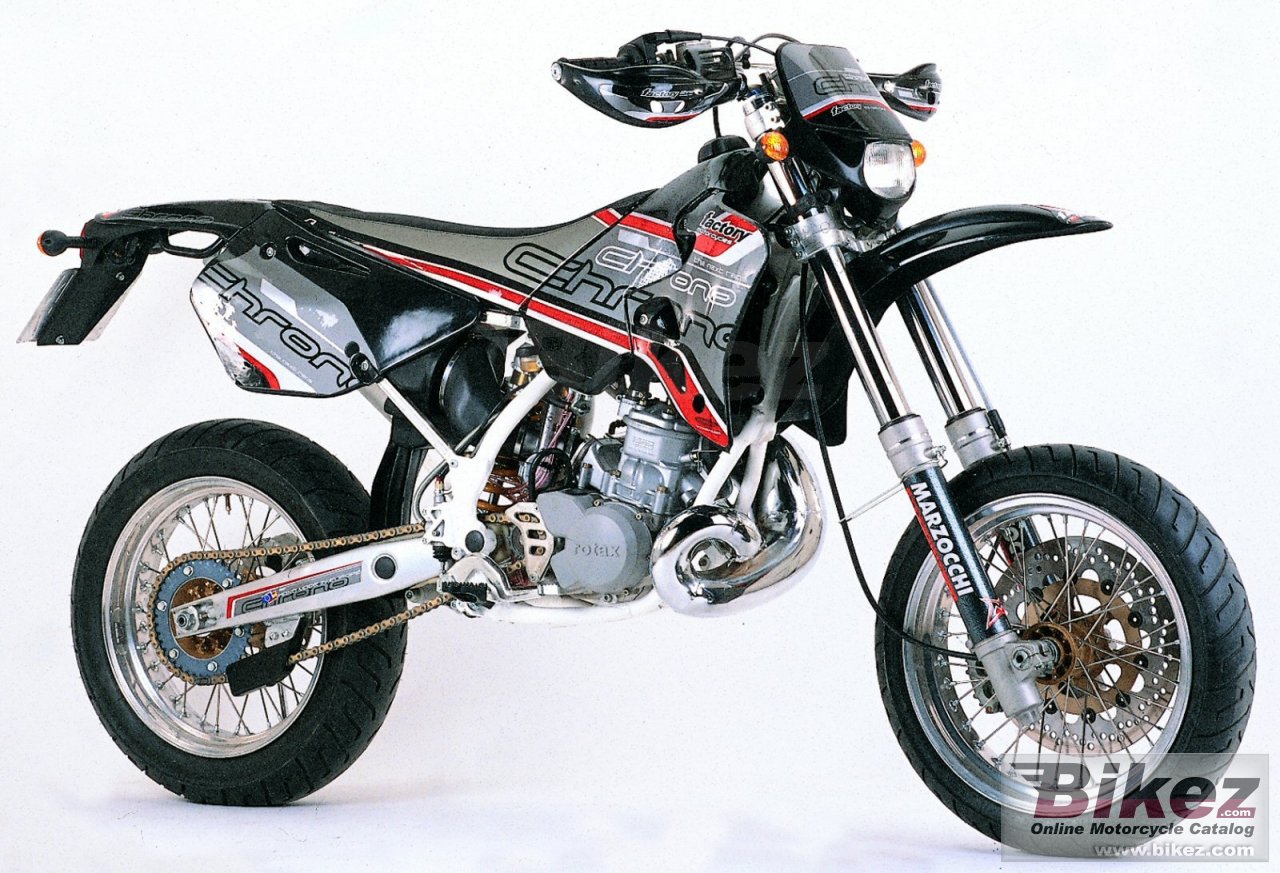 Big Factory Bike chrono sm 250 picture and wallpaper from Bikez.com